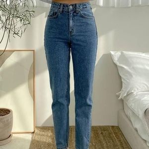 chuu -5kg hobbit jeans vol. 113